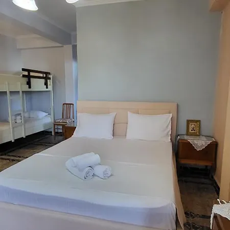 Jon Rooms Himare Exterior photo